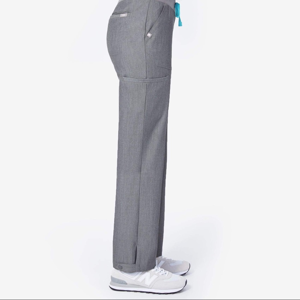 Figs graphite Cordoba straight leg pants- M